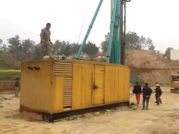 米脂如何判断水冷式机油散热器密封件是否需要更换?